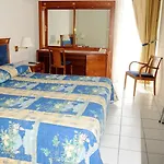 Olympia Palace ホテル 4*