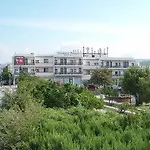 Olympia Palace ホテル 4*