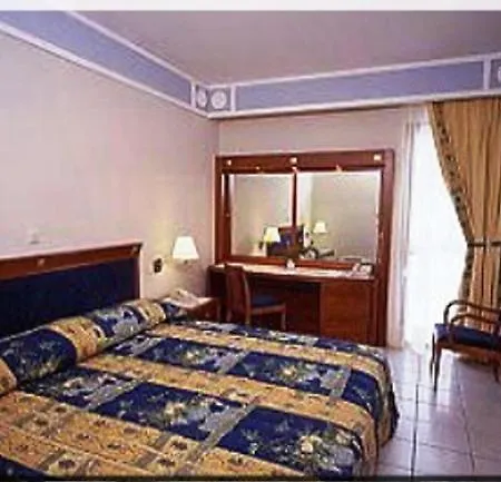 Olympia Palace 4*