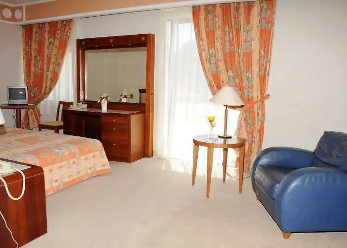 Отель Olympia Palace Олимпия